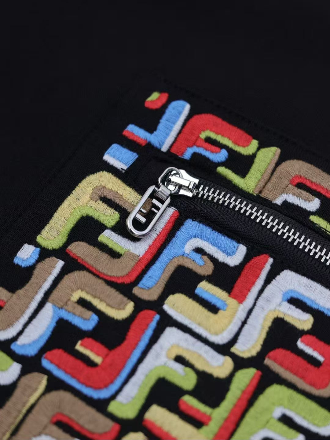 New pocket letter embroidered hoodie